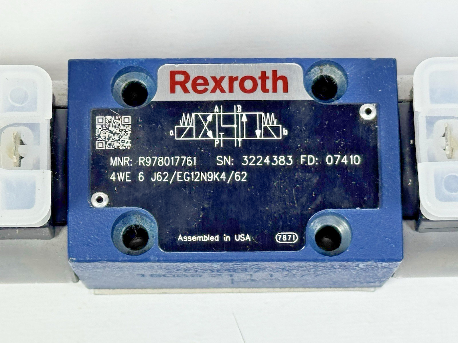 GENUINE REXROTH R978017761 DIRECTIONAL SPOOL VALVE 4WE6J62 4WE 6 J6X/EG12N9K4/62