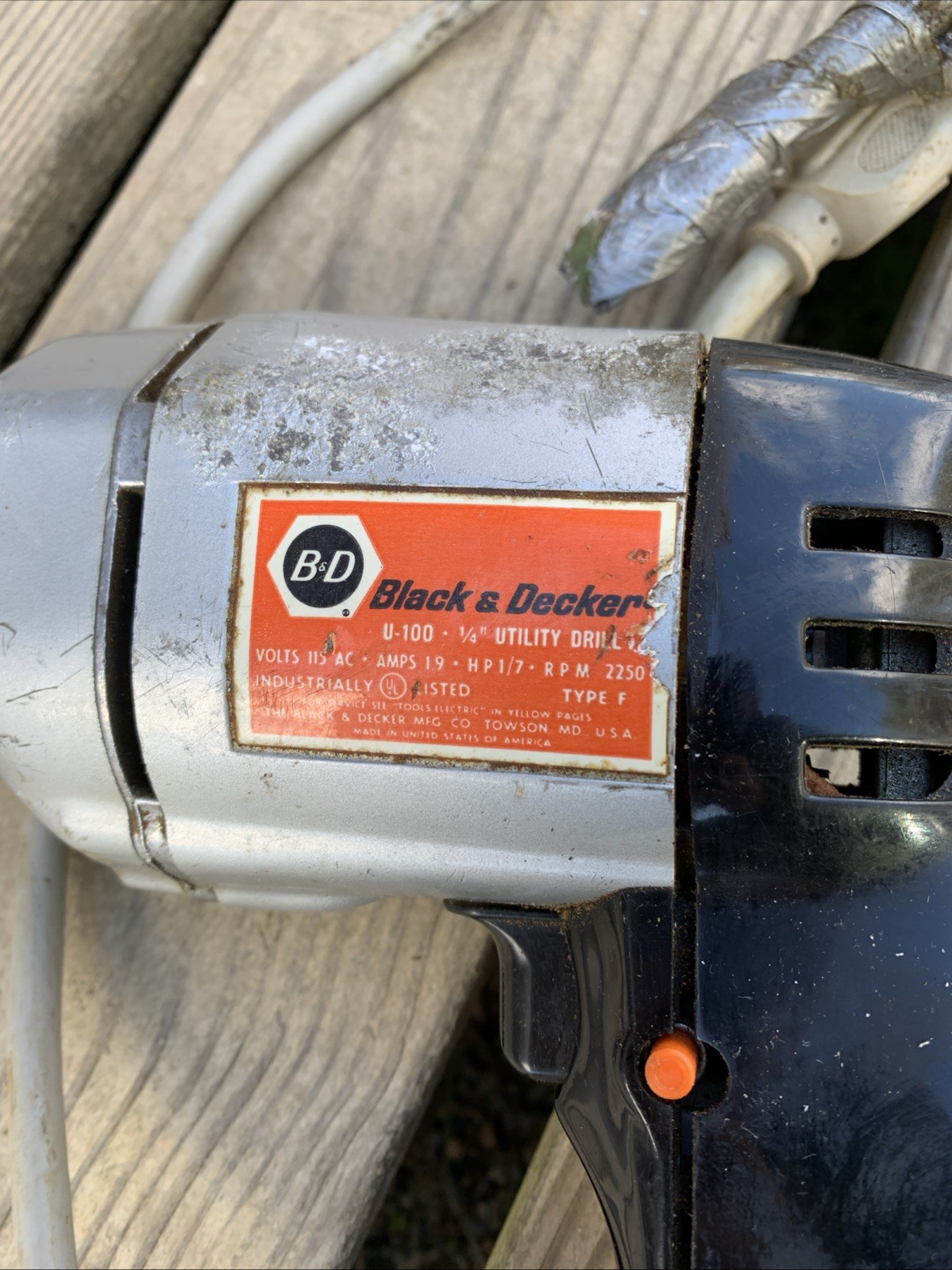 Vintage Black & Decker 3/8” Electric Drill NO Chuck Key USA RPM 2250 WYZ