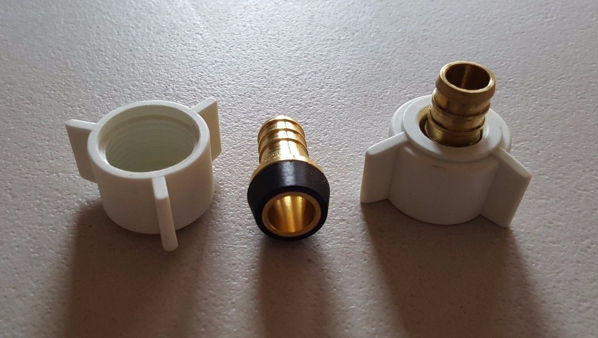 20 Pcs. 1/2" Pex X 1/2" Female Swivel Adapter, 1/2" Pex Female Swivel 25-2-1=20