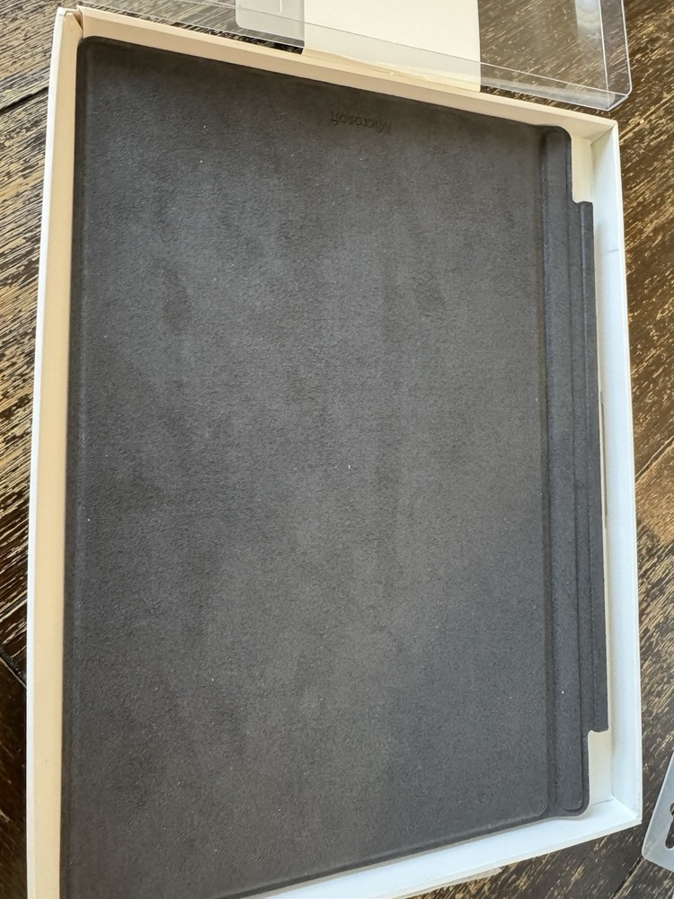 Microsoft Surface Pro Black/gray Alcantara Type Cover