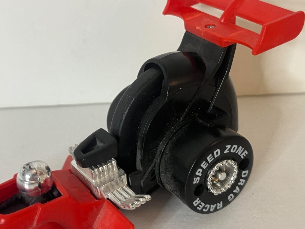 VINTAGE SPEED ZONE DRAG RACER PULL CHORD HTF BROKEN FRONT END