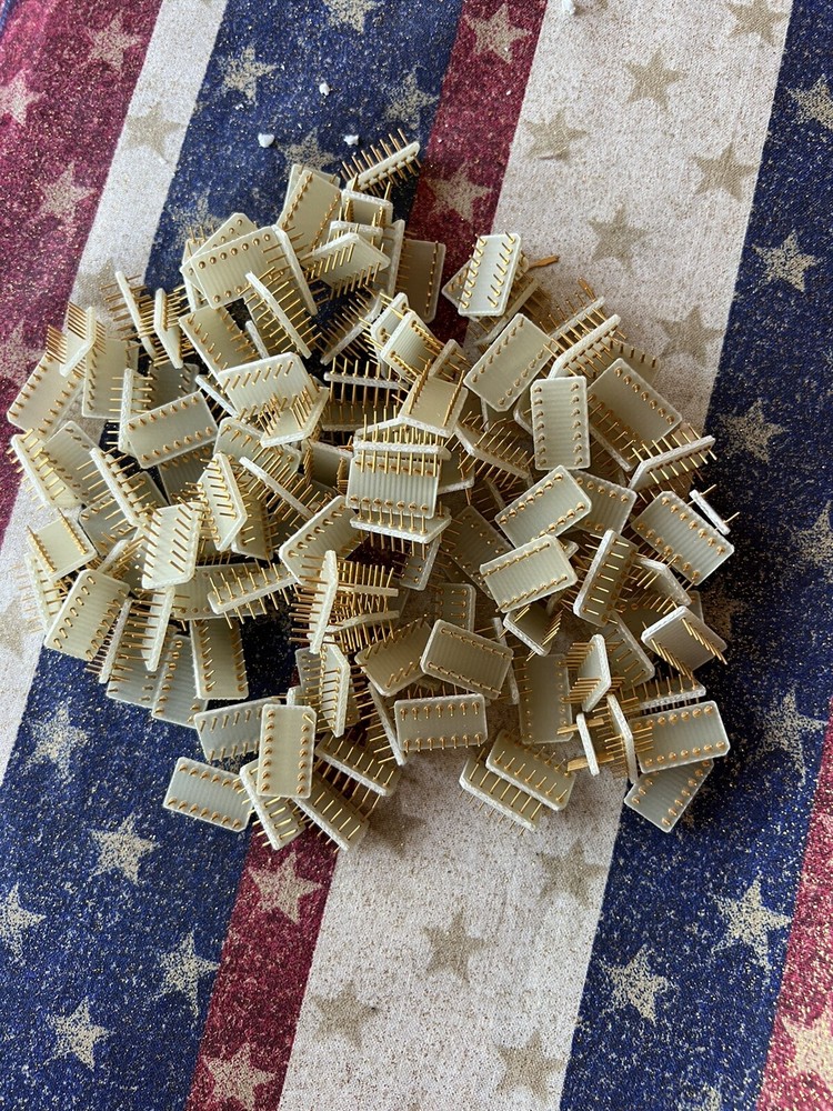 **  Quantity 15 **  14 PIN DIP Header