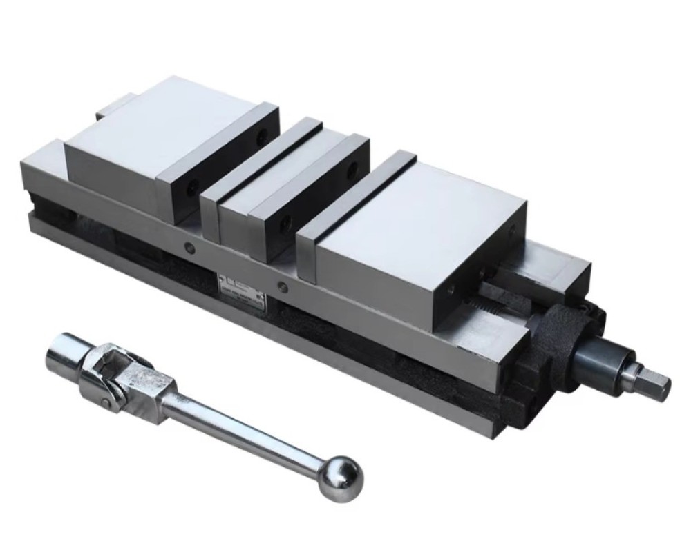 6 Inc Heavy Duty Milling Machine Bi-Directional Angled Solid Vise Machine