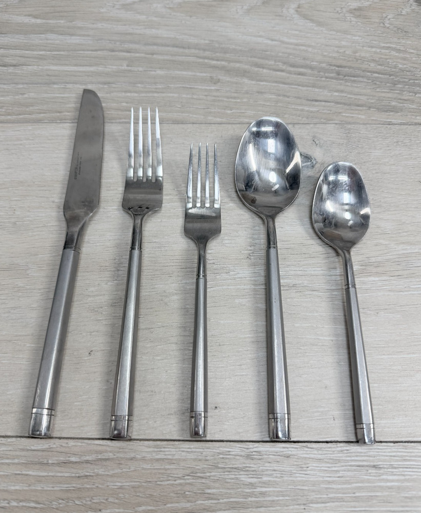 Hampton Silversmiths * RITZ FROSTED Stainless Flatware CHOICE - CHOOSE (34)