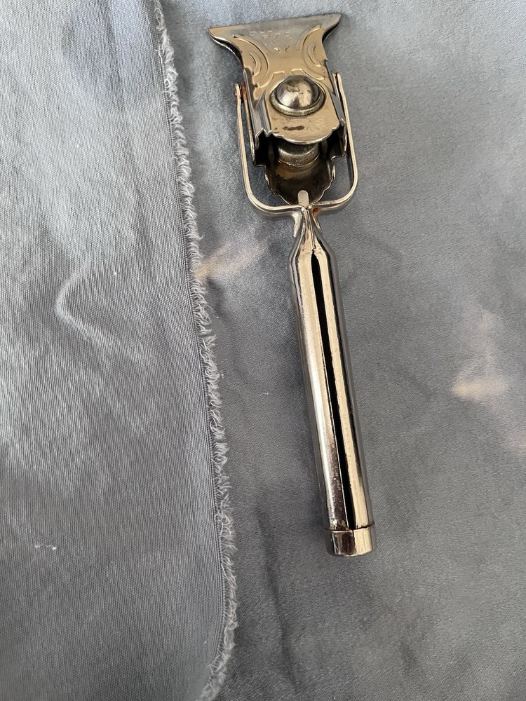 Scott’s Razor Blade Sharpener 1918