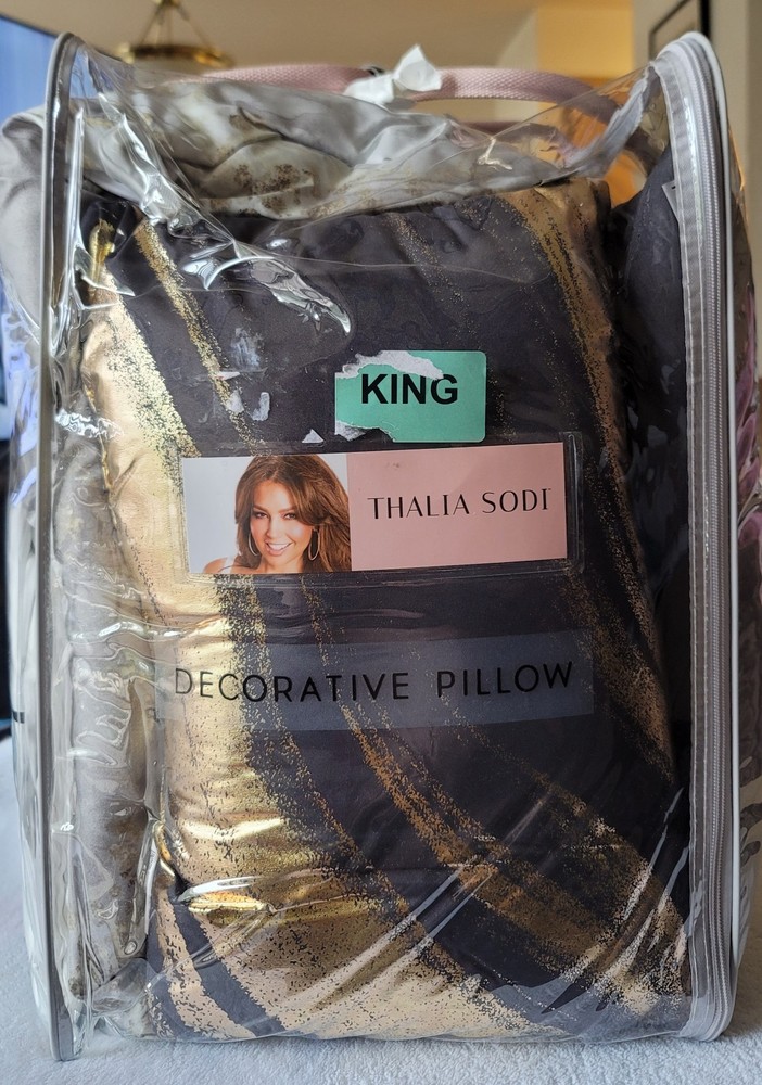Thalia Sodi King Size Comforter Set