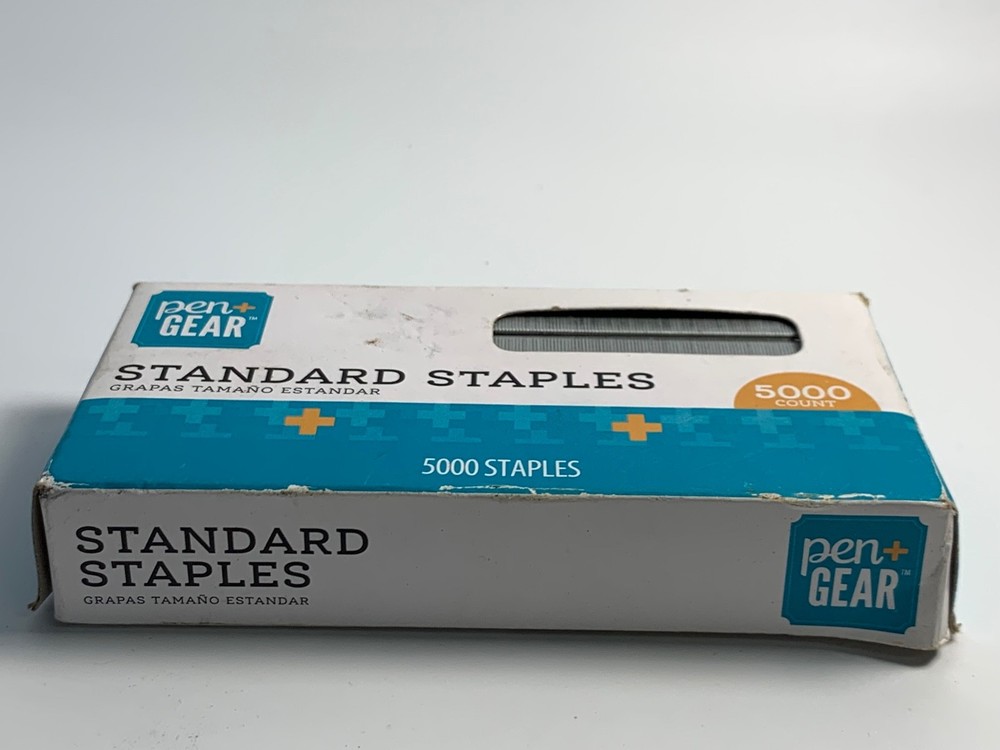 Pen + Gear Standard Staples 5000 Count Open Box