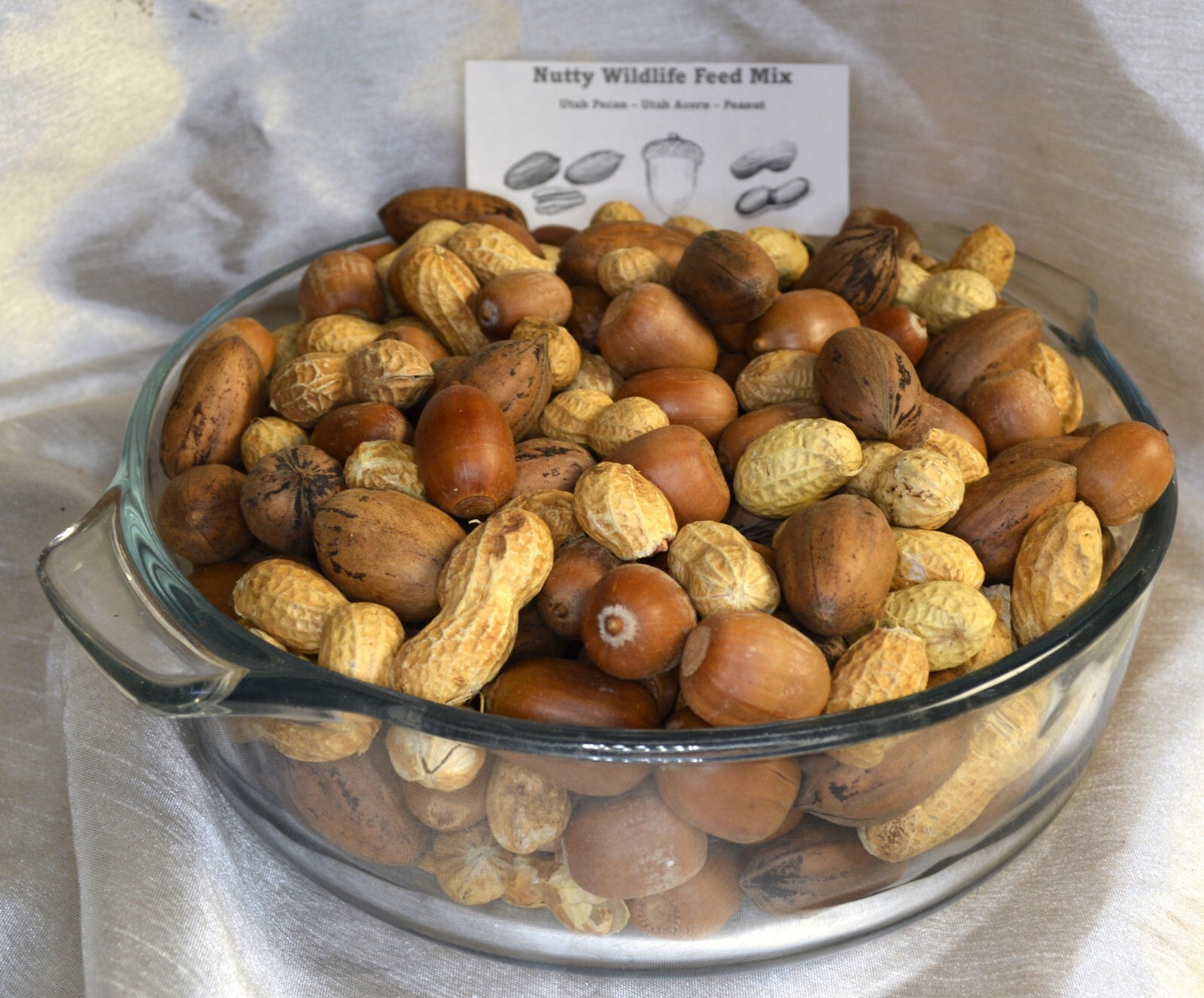 2 LBS Nutty Wildlife Feed Mix with Utah Acorn, Utah Pecan, Peanut In Shell Nuts