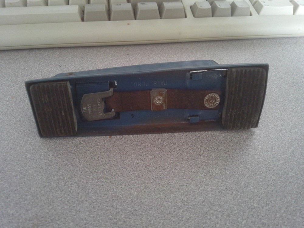 Vintage Swingline Stapler 711 COMPACT Desktop Compact Blue 118-711
