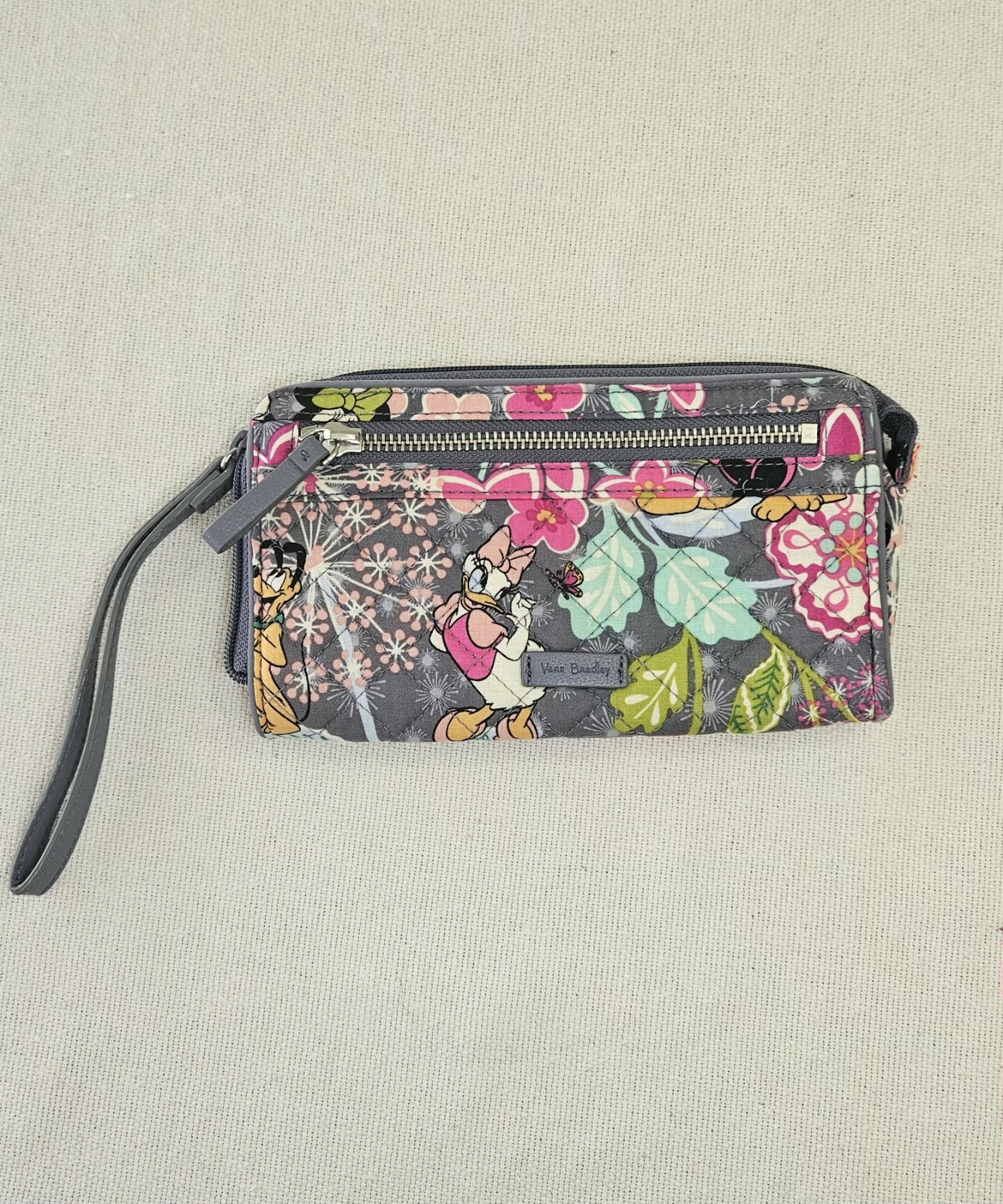 Vera Bradley Mickey Minnie Mouse Wristlet Wallet Gray Floral Excellent Condition