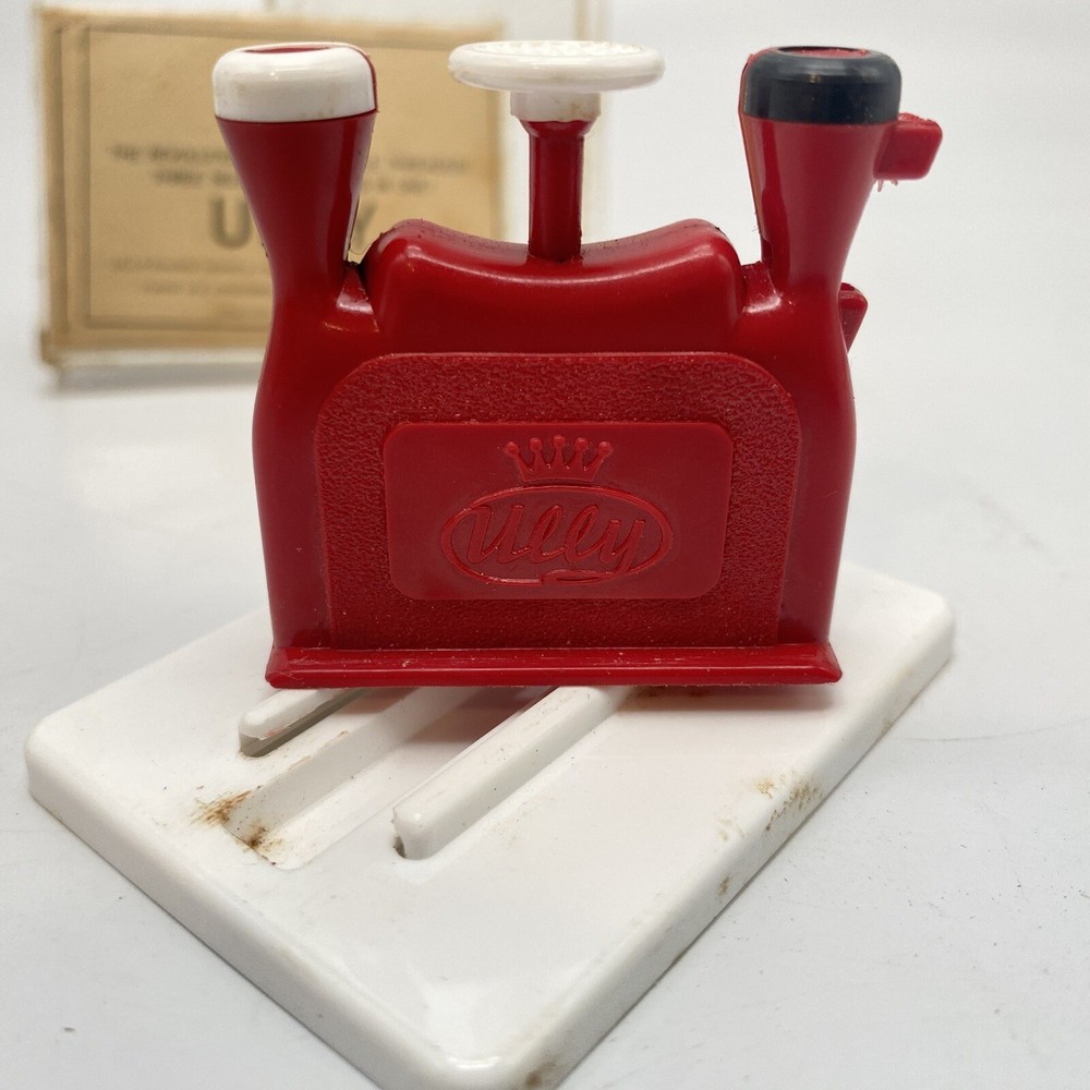 Vintage Sewing Tool : ULLY Three-in-One Needle Threader, West Germany