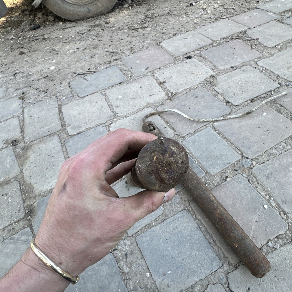 Pair Of sash window weights 4.5 Kg Each Ref Lut