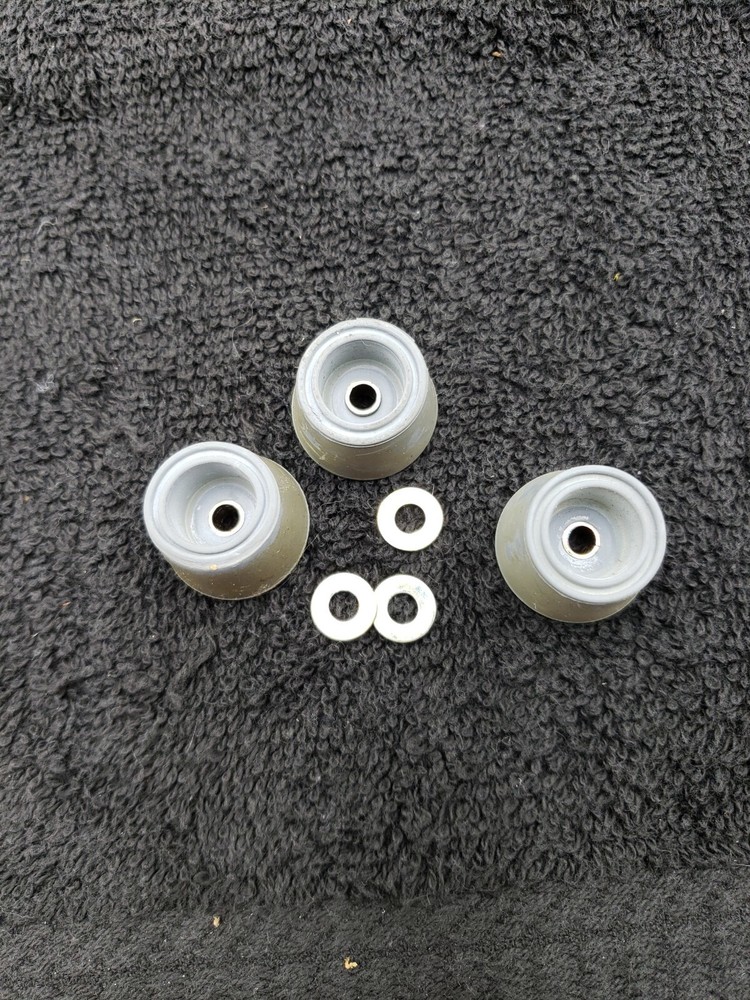 3 rubber Feet only for Breadman Bread Maker Machine Model TR700