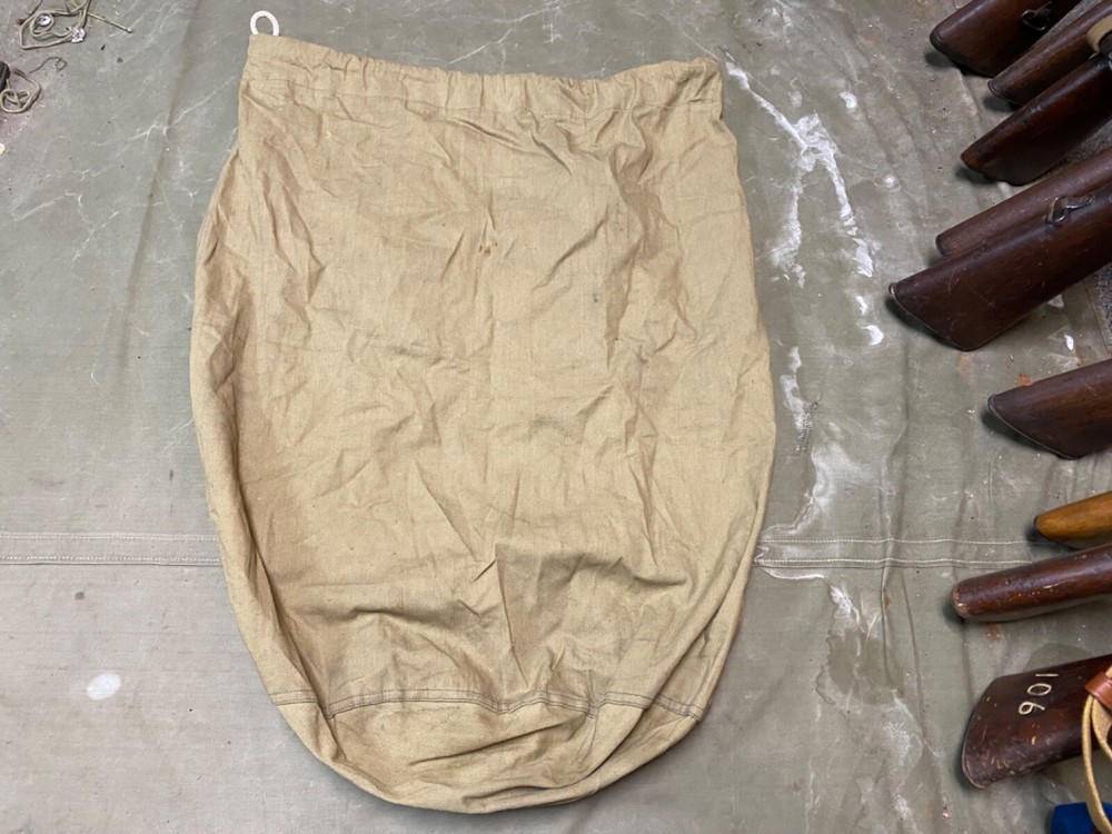 ORIGINAL WWII US ARMY INFANTRY BARRACKS LAUNDRY CARRY BAG- KHAKI, TAGGED 1942