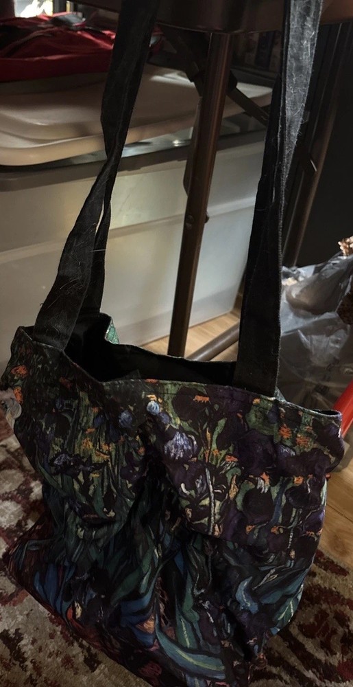 Bag With Umbrella Pocket