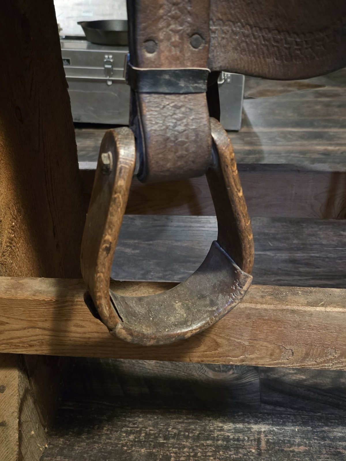 Antique Western Long Distance Saddle 13.5 Inch Seat Made 1870-1910