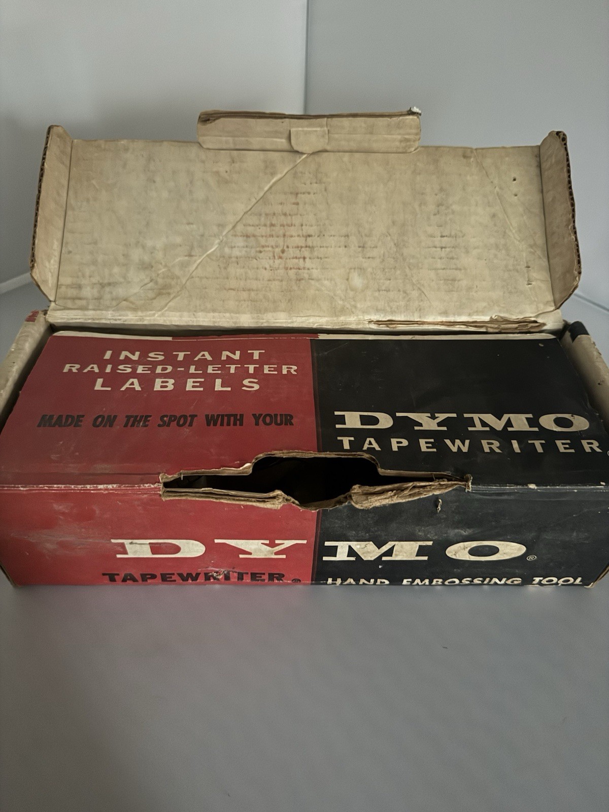 Vintage Early DYMO TAPEWRITER Label Maker Metal working w/tape Model M 22