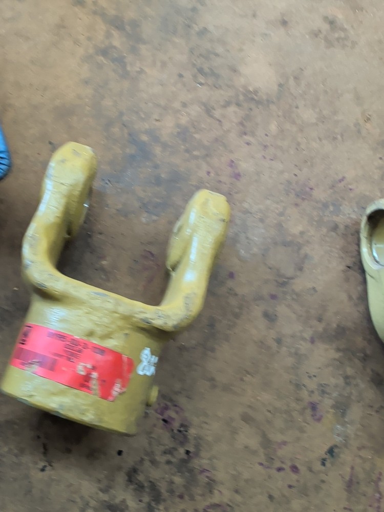 w802-6535 PTO YOKE