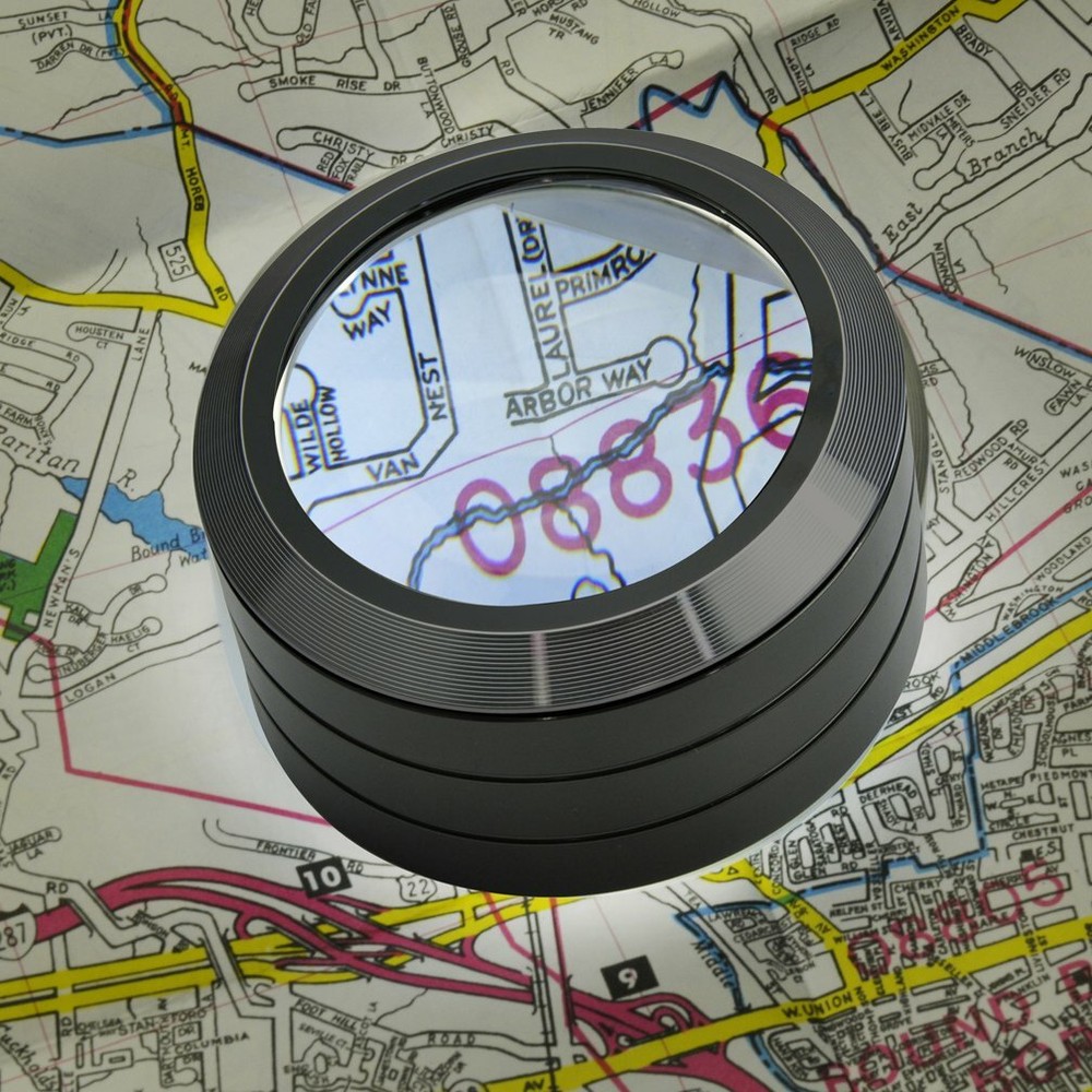 Royal Desktop Illuminated Magnifier (SM50)