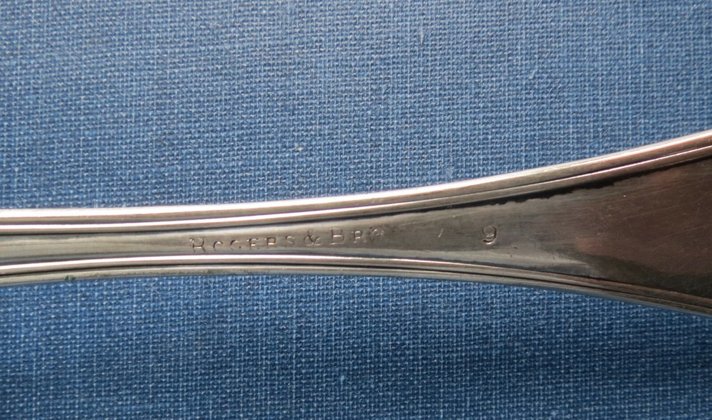 ANTIQUE ROGERS & BROS SILVER PLATE TABLE SPOON