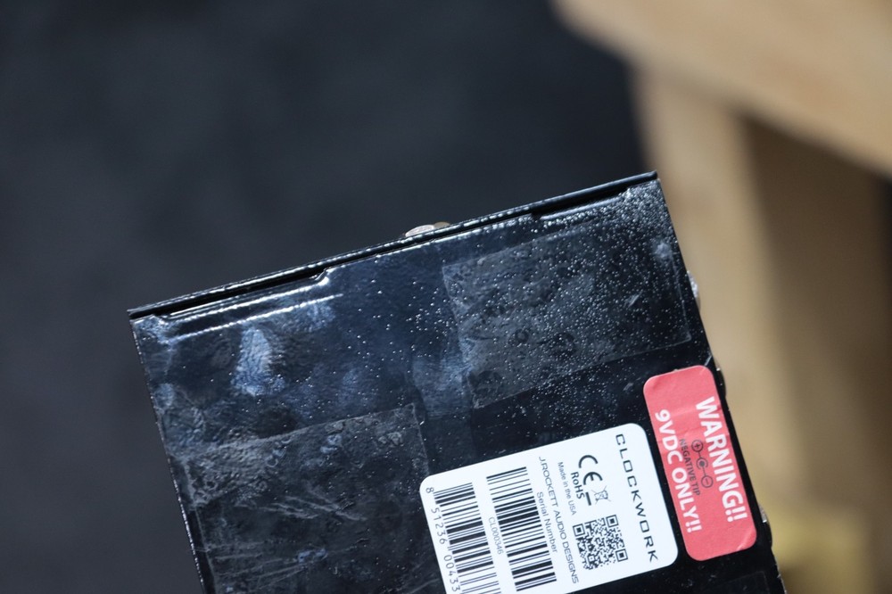 J. Rockett Audio Designs Clockwork Echo Delay with Modulation Effect Pedal w/Box