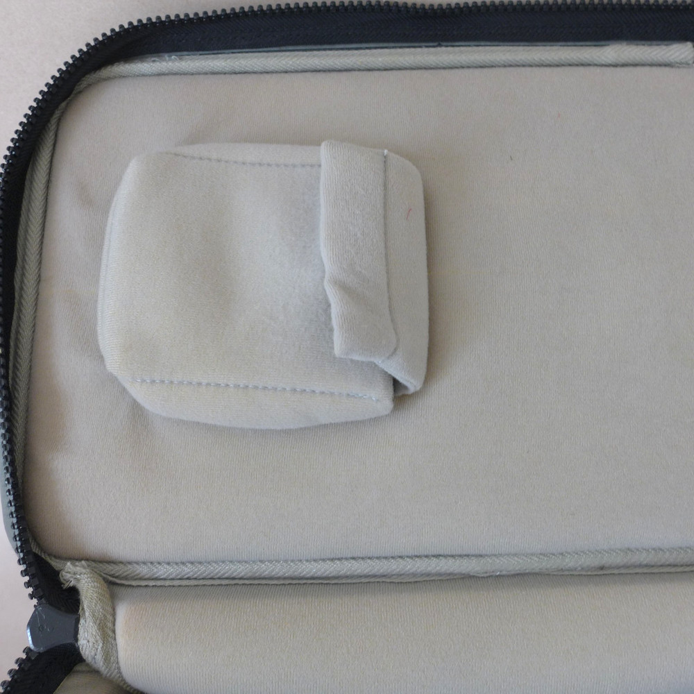 RARE Koala Computer Carrycase for Original Apple Macintosh compact computers #1