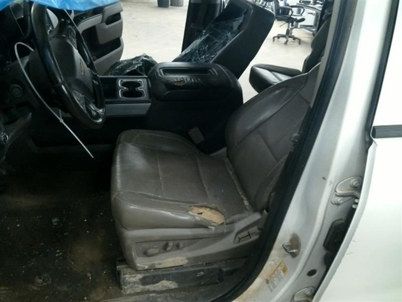 SILVRDO15 2014 Glove Box 104661105