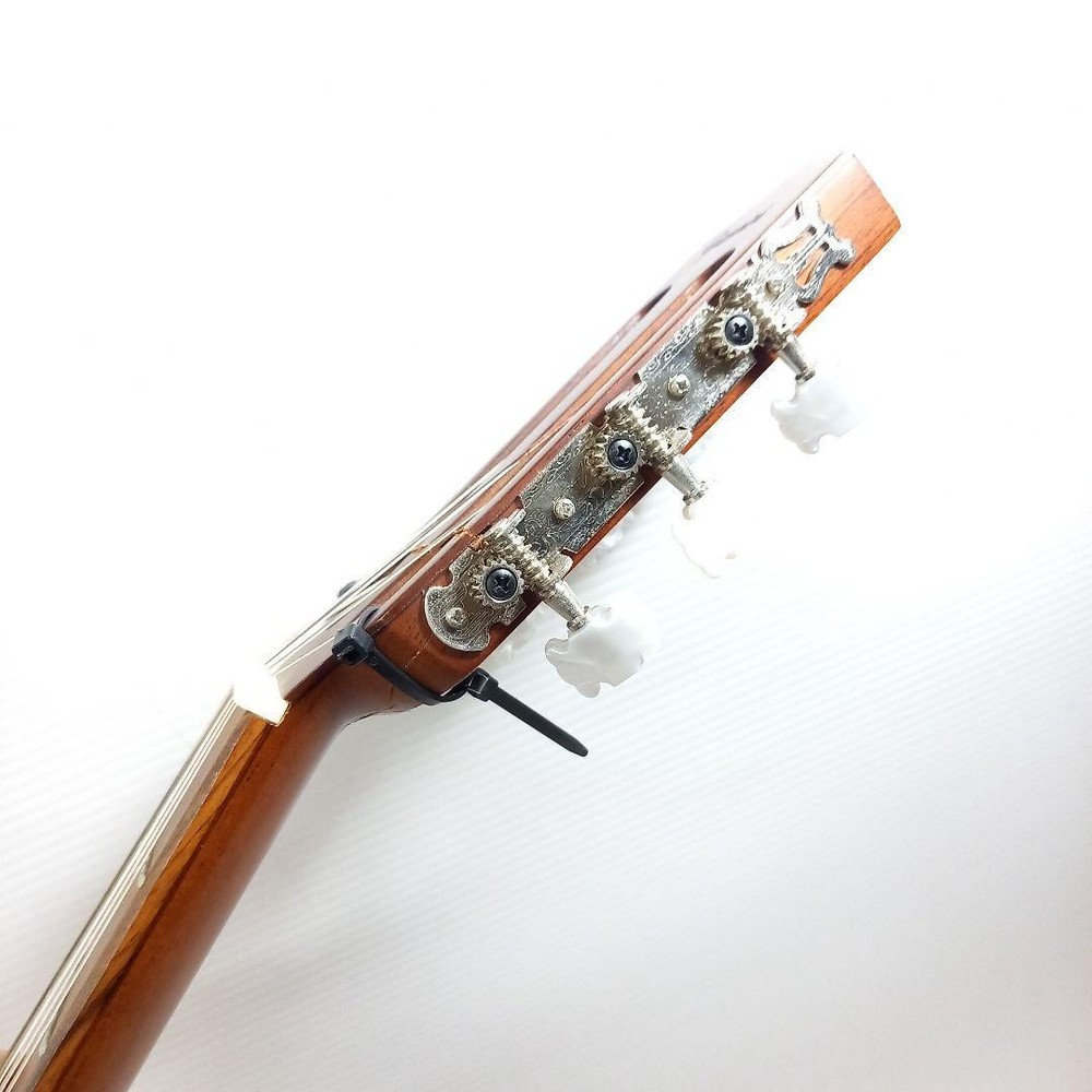 Giannini Trovador Classical Guitar Junk