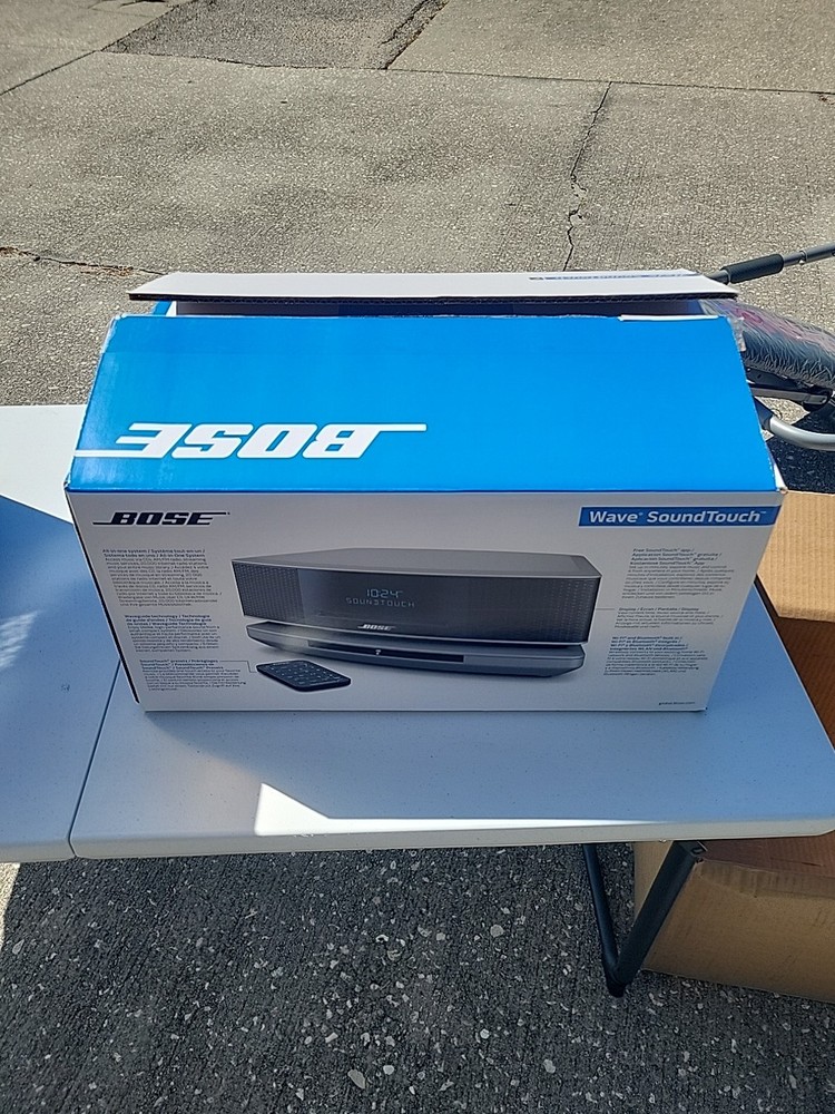 Bose Wave SoundTouch Music System IV BOX ONLY!!!!