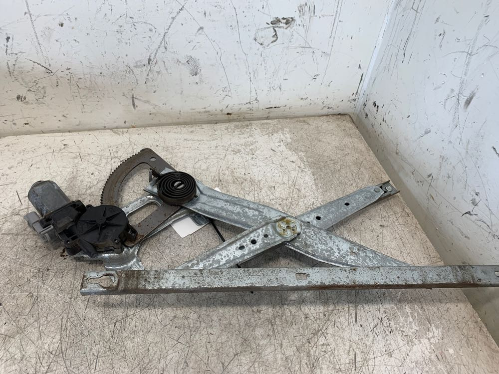 2011 Ford F550 Window Regulator (621-10197)