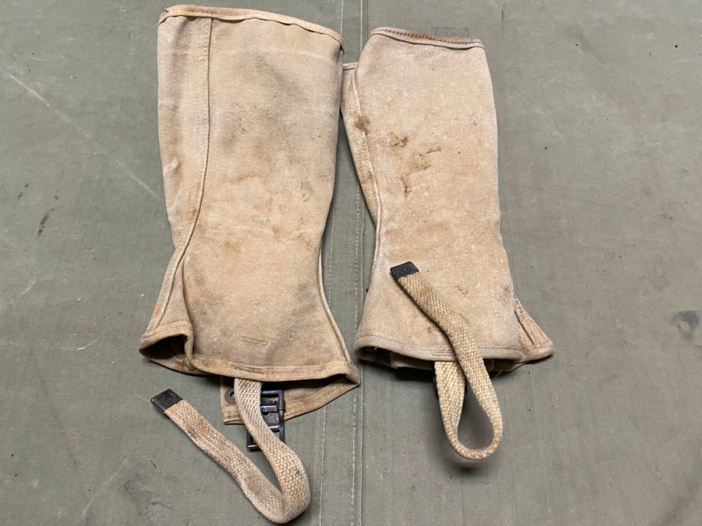 ORIGINAL WWII US ARMY M1938 COMBAT FIELD LEGGINGS W/O LACES- SIZE 1R