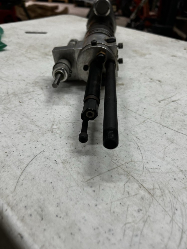 ARO PNEUMATIC TOOL SELF FEED DRILL 8265-64-3 || 8265643