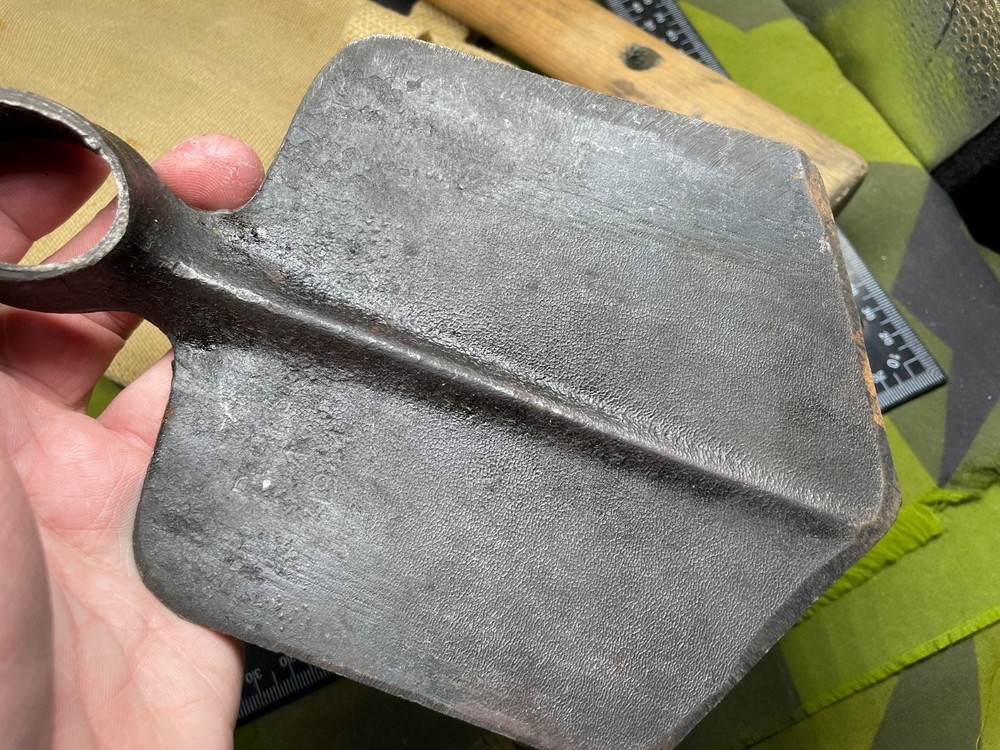 Original WW2 British Army 1944 Dated Shovel with Carrier