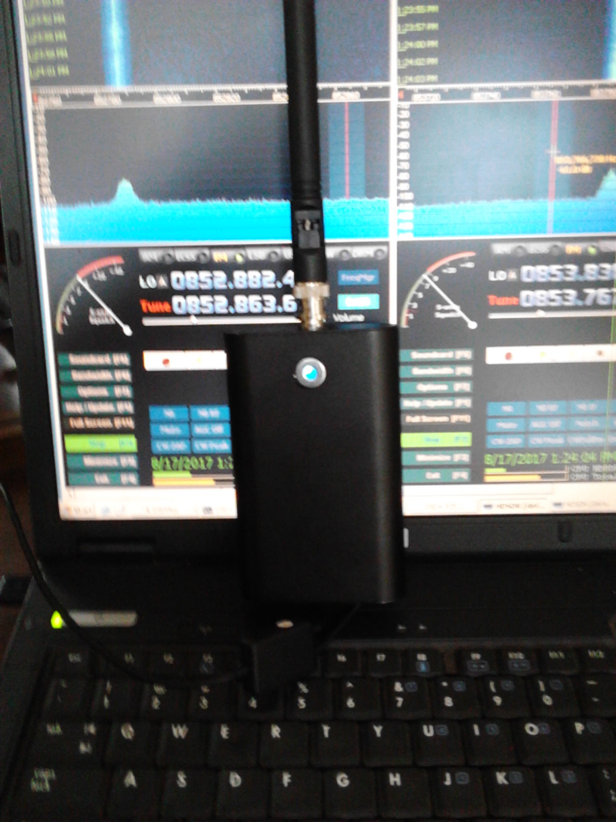 "SKYFALL" DUAL TRUNKING TCXO SDR RADIO - (2x RTL2832U + R820T2 TCXO - 0.5ppm)