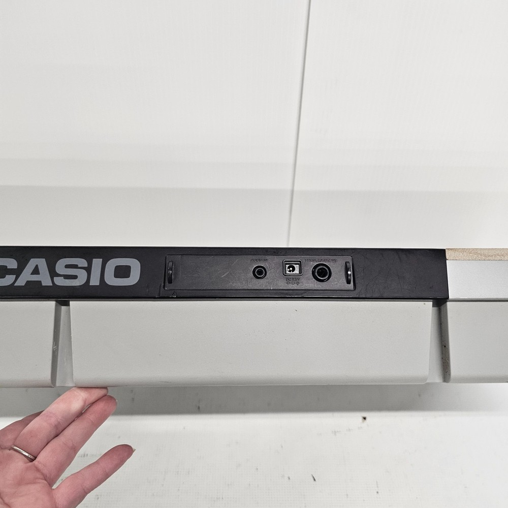 Casio Beginner Friendly MIDI Electric Keyboard 61 Keys CTK-4200