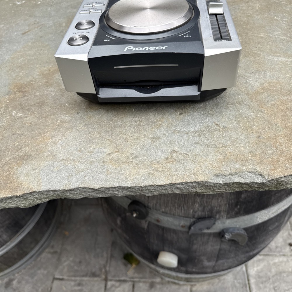 Pioneer CDJ-200 DJ CD Player