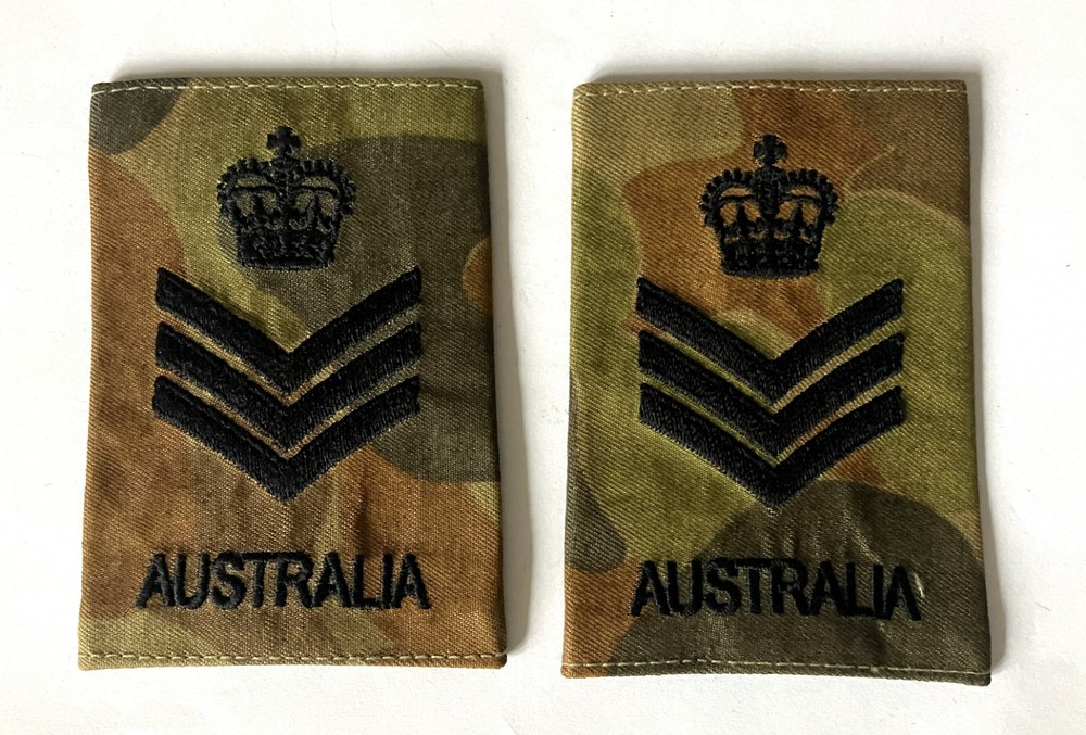 Australia, Army Staff Sergeant rank combat shoulder slides