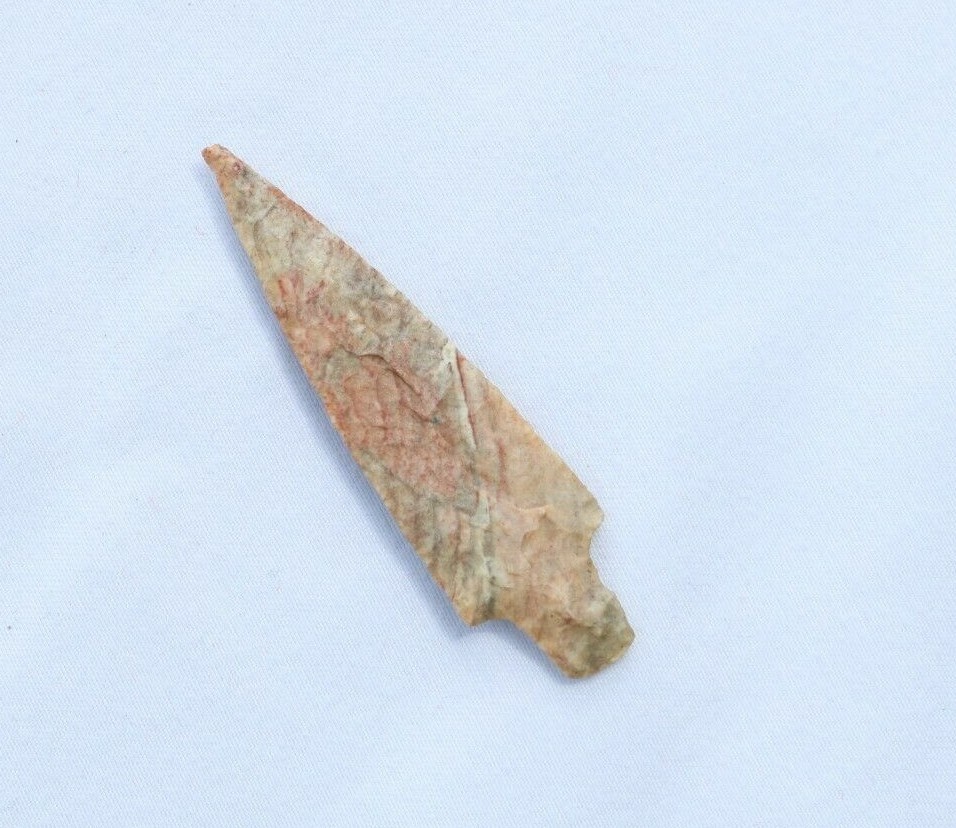 SAHARA NEOLITHIC MULTI-COLORED FLINT POINT
