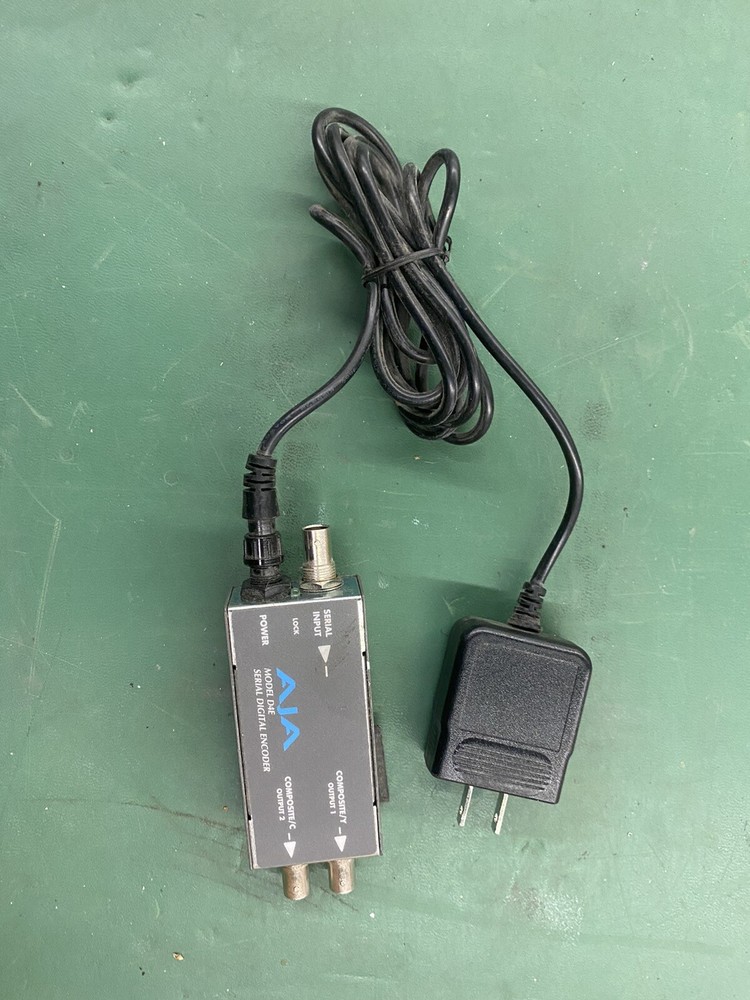 AJA D4E Digital to Analog Video Converter (Decoder)