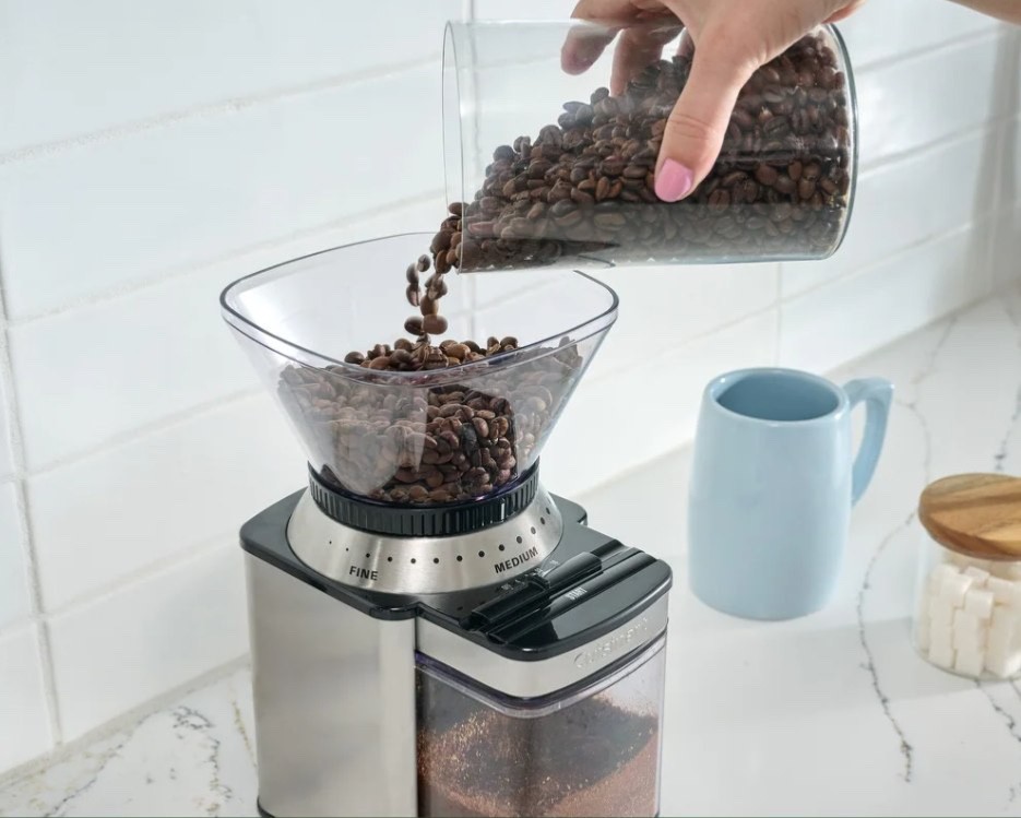 Cuisinart Supreme Grind Automatic Burr Mill hot