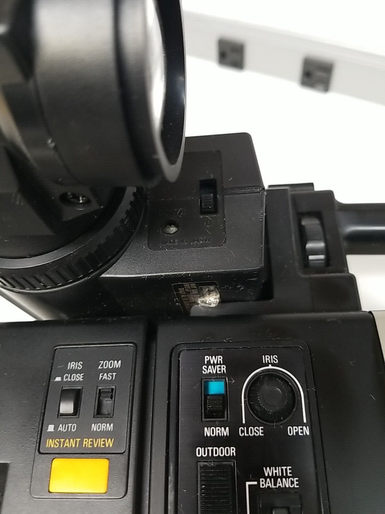 HITACHI Color Video Camera VK-C850