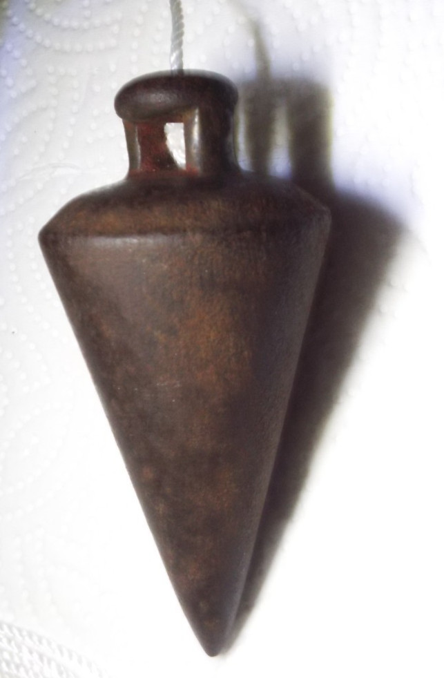 UNMARKED ANTIQUE PLUMB BOB WITH NEW LINE READ!!!