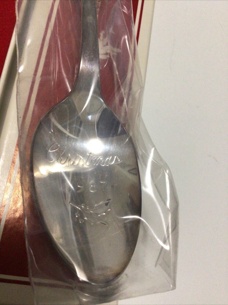 Reed and Barton silver plated Christmas collectors spoon Victorian girl 1987 New
