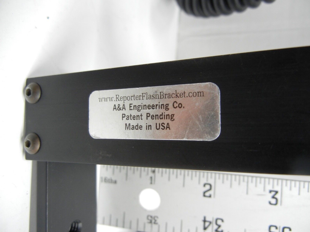 AA EngineeringRotating Flash Bracket with Promaster Flash cord for Nikon