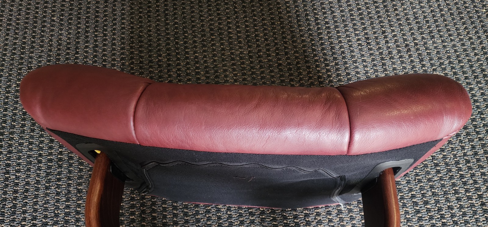 Ekornes Stressless Paloma Burgundy Leather Adjustable Ottoman, Great Condition