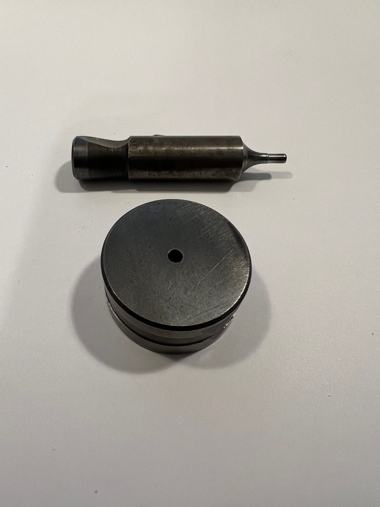Round Punch and Die Set 7/64"