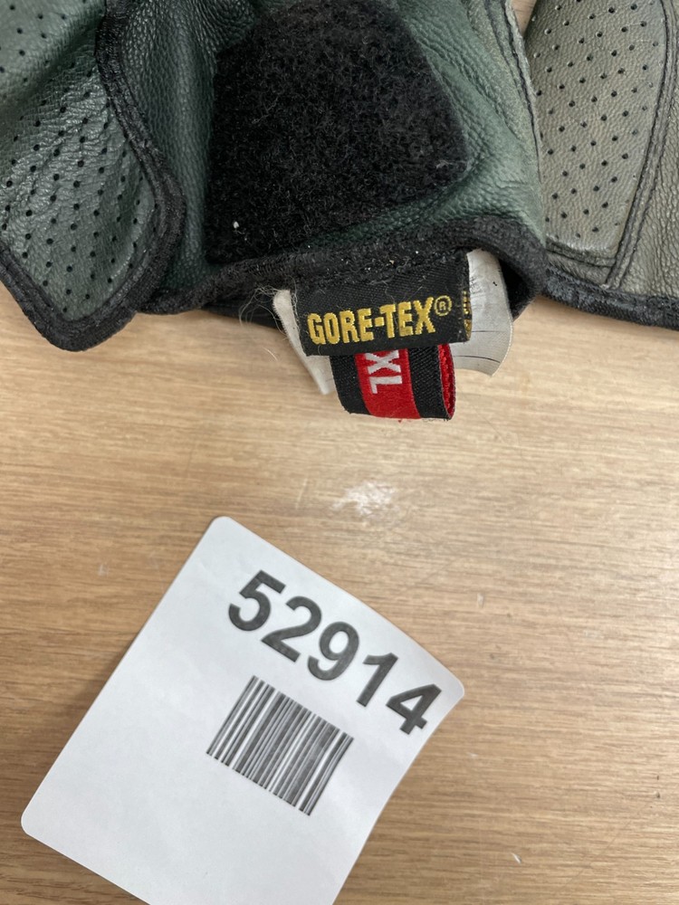 Gore-tex gloves XL