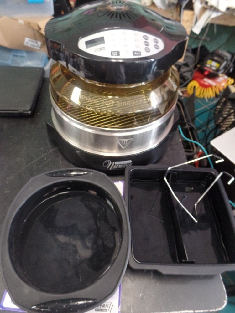 Nuwave Pro Plus Infared Large Oven Cooker Model # 20612 w/ Silicone Baker Pans