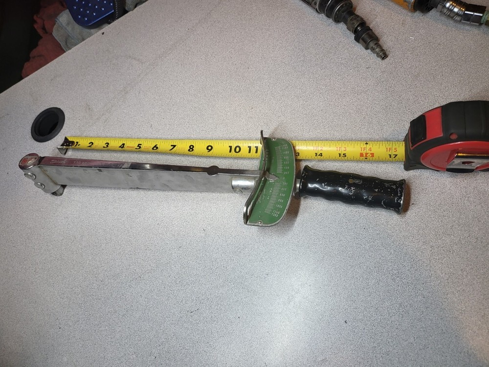 Tohnichi Torque Beam Wrench 1300F