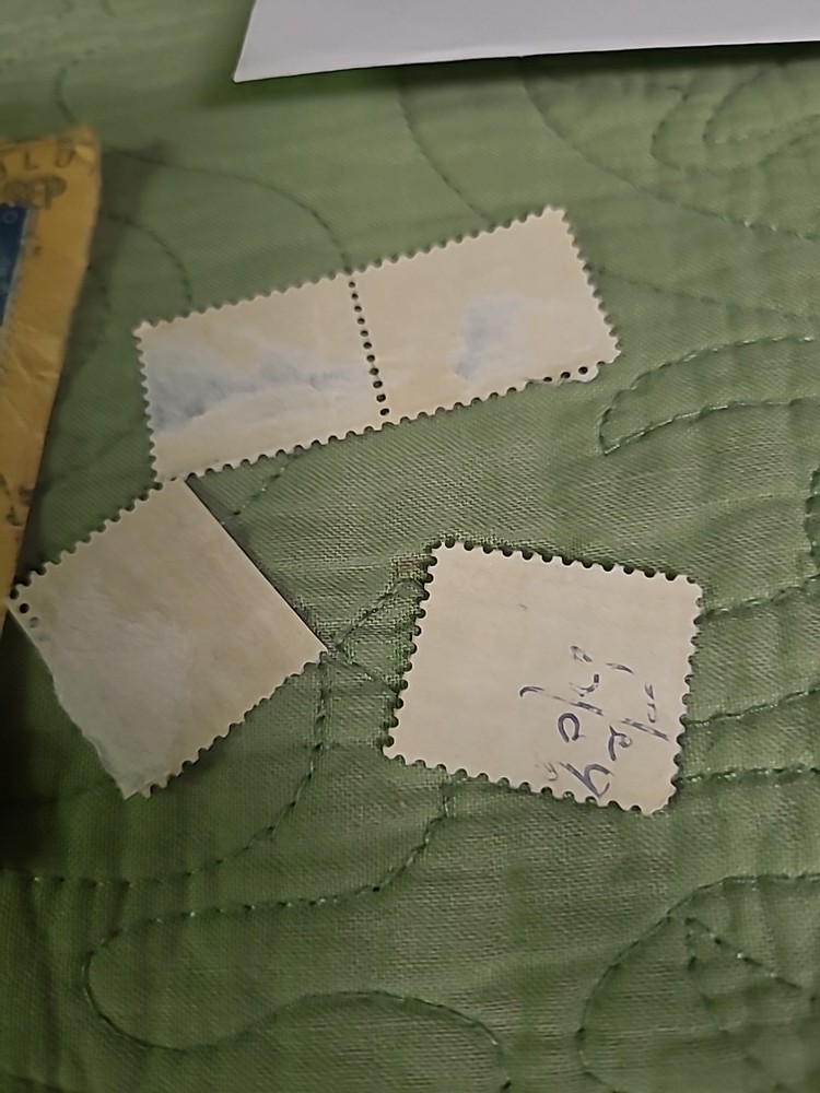 17 MONTICELLO STAMPS (ENVELOPE 62)